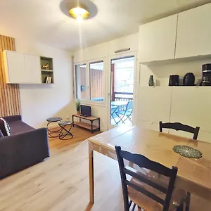 Le Cerf Charmant, T2, Luchon, Wifi, Balcon, Ascenseur, 4 Personnes Appartement